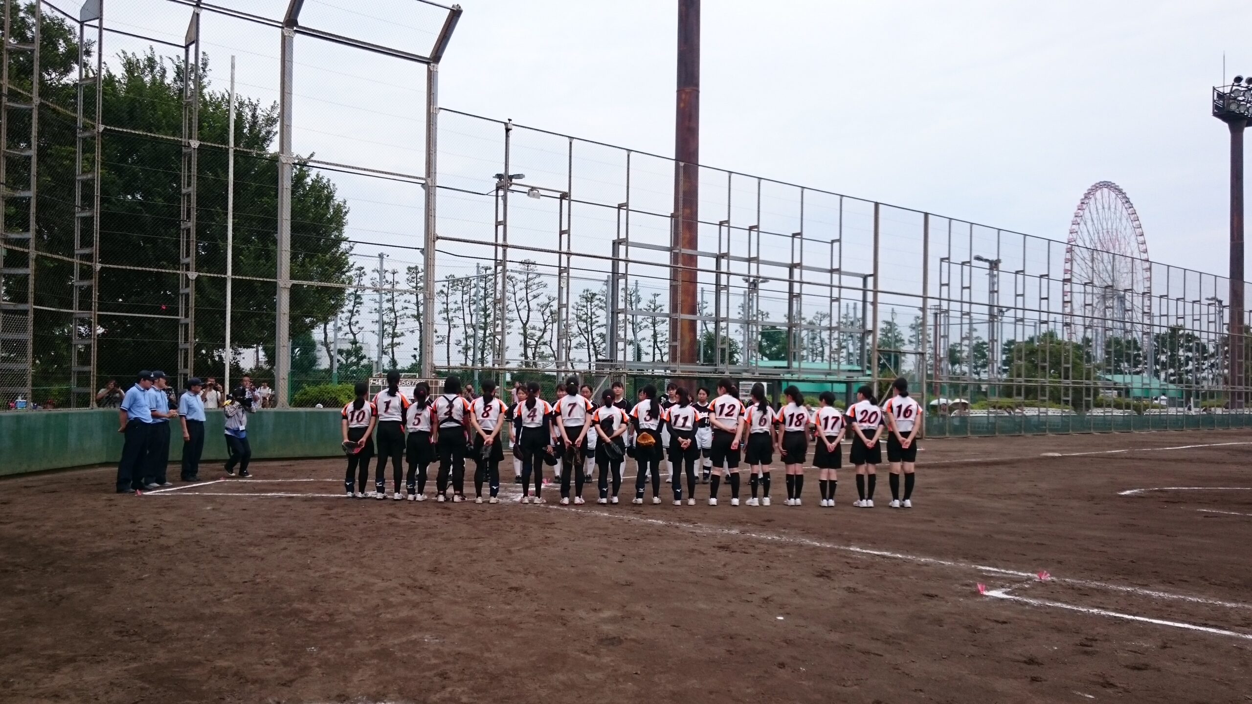 中学ソフトボール部　都ベスト16へ