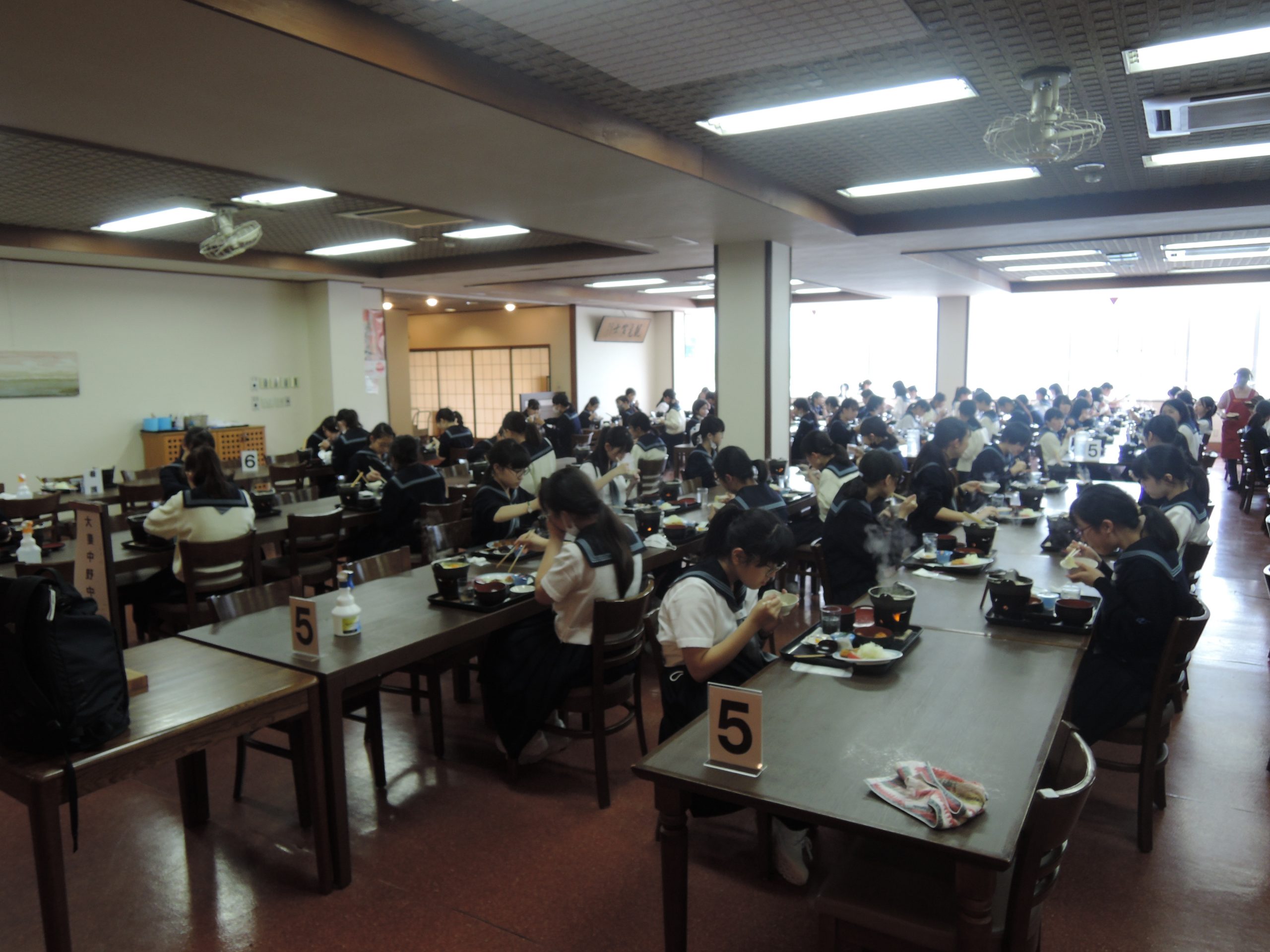 中学１年生　オリエンテーション旅行　1日目　5月12日