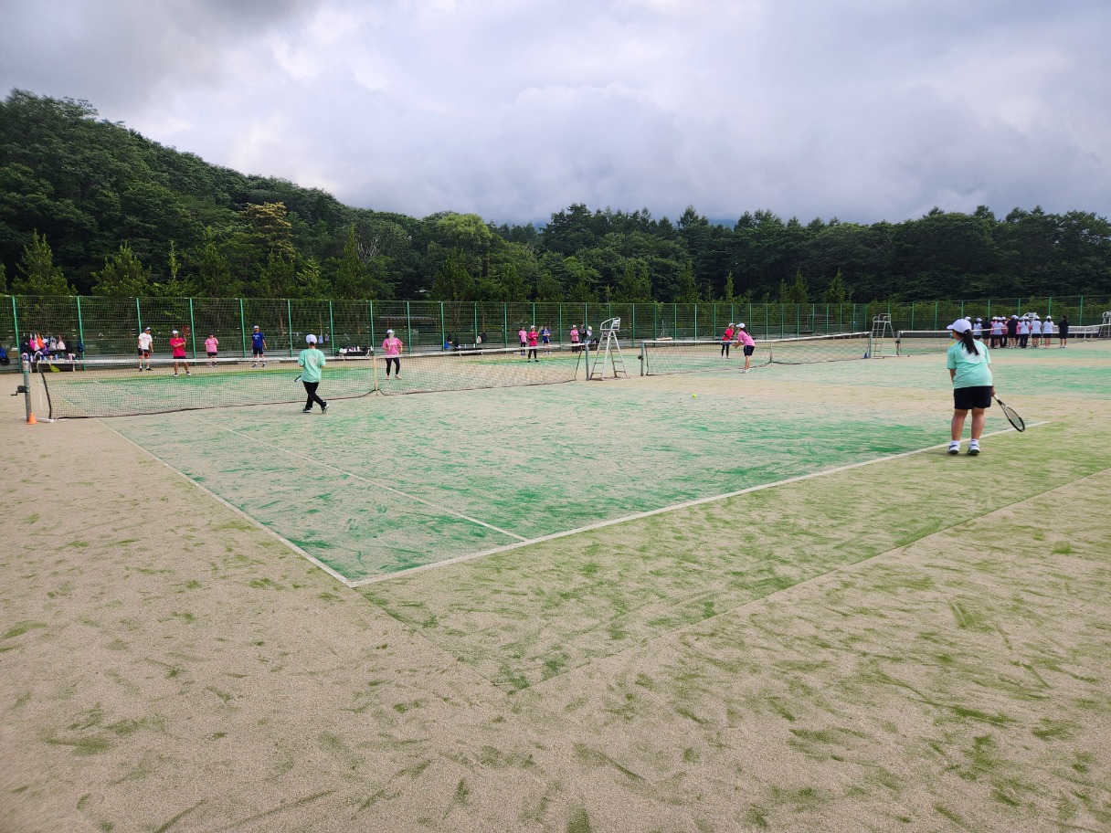 硬式テニス部合宿報告